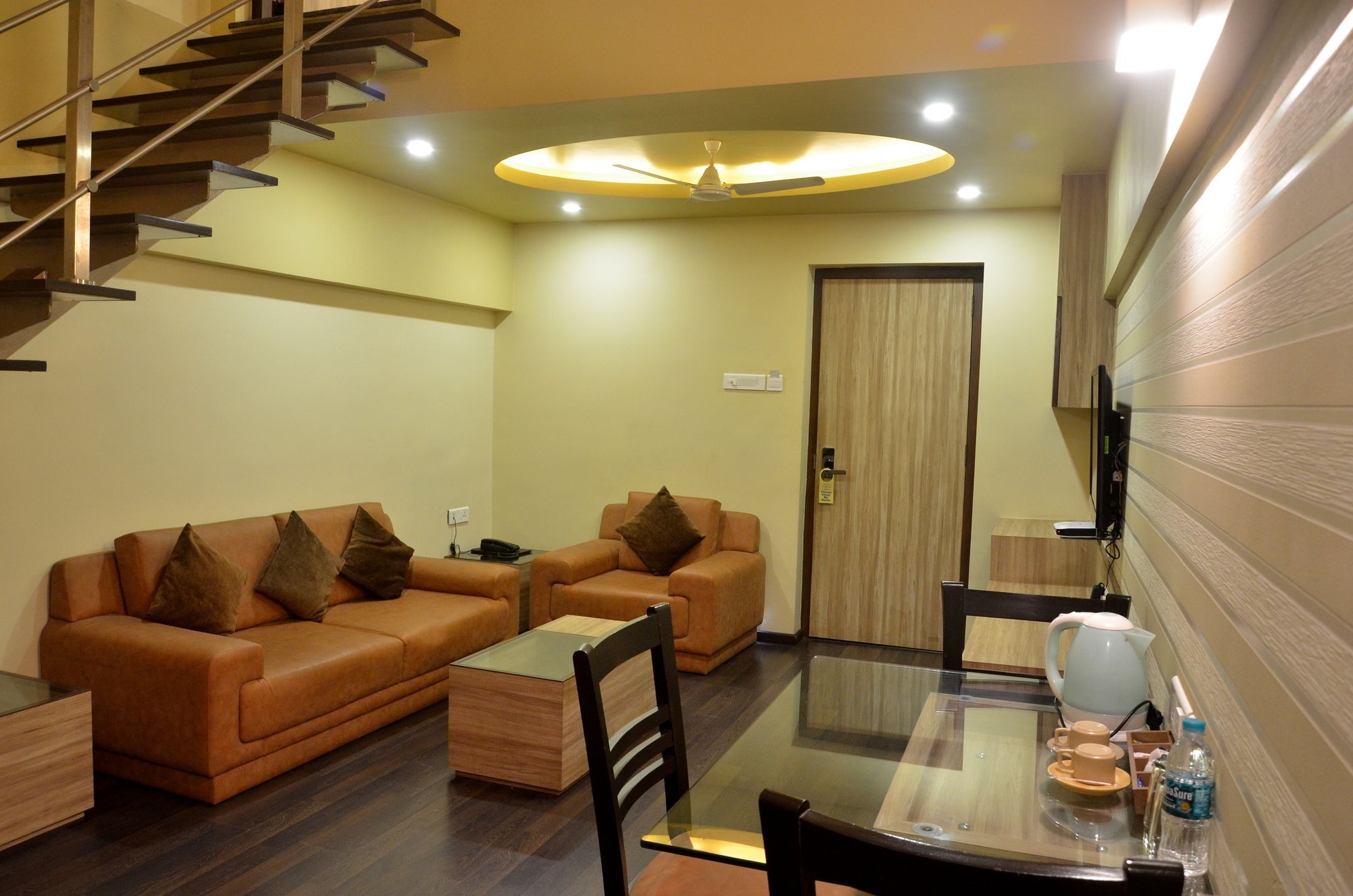 Zaras Resort Lonavla Exterior foto